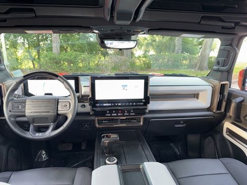 Used 2025 GMC Hummer EV 3X w/ LPO, Dark Essentials Package AWD/4WD image 18