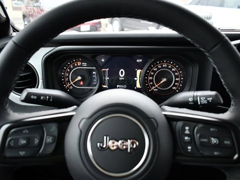 New 2026 Jeep Gladiator Sport image 15