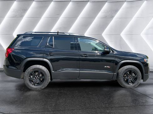 Used 2023 GMC Acadia AT4 w/ Preferred Package AWD/4WD image 7