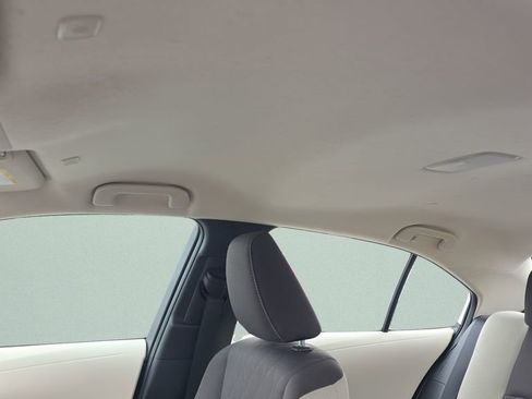 Used 2024 Toyota Corolla LE image 20