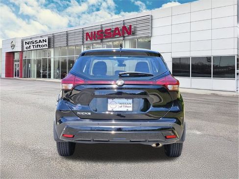 Certified 2023 Nissan Kicks S FWD image 5