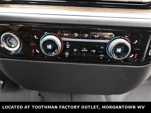 Used 2022 Chevrolet Silverado 1500 RST image 16