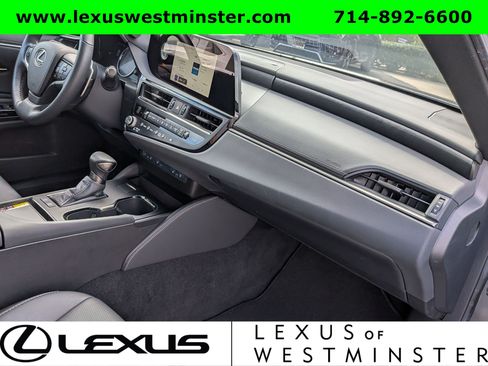 Used 2025 Lexus ES 300h w/ Premium Package FWD image 6