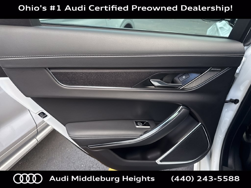 Used 2024 Jaguar XF R-Dynamic SE AWD/4WD image 27