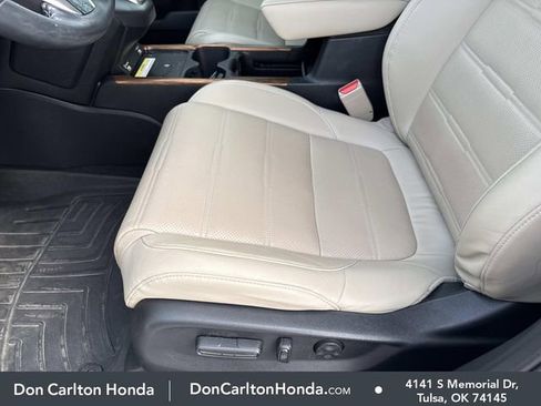 Used 2020 Honda CR-V Touring image 16