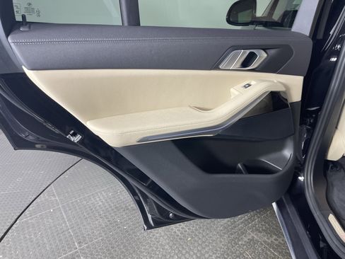 Used 2021 BMW X5 xDrive40i w/ Convenience Package image 15