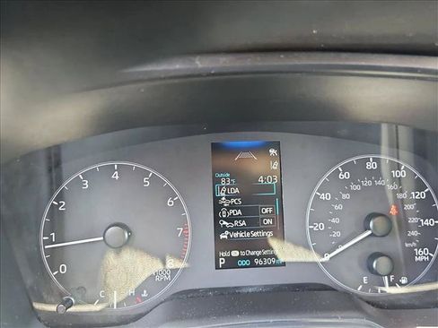 Used 2024 Toyota Corolla LE FWD image 12