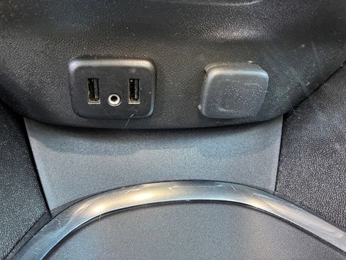 Used 2016 Chevrolet Malibu LT FWD image 32