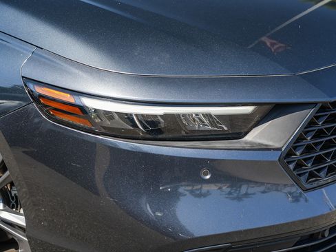 Used 2024 Honda Accord EX-L image 2