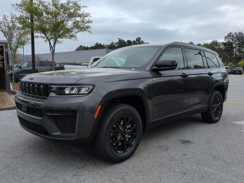 New 2026 Jeep Grand Cherokee L 2WD image 7