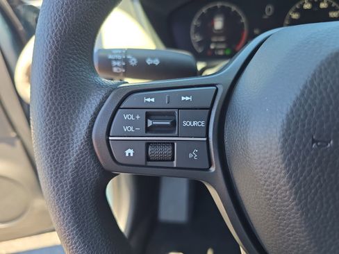 Certified 2025 Honda HR-V LX image 21