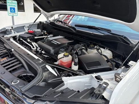 Used 2025 Chevrolet Silverado 1500 ZR2 w/ Technology Package image 65