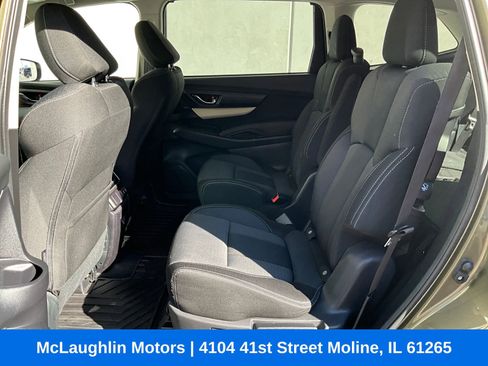 Certified 2022 Subaru Ascent Premium w/ Convenience Package image 10