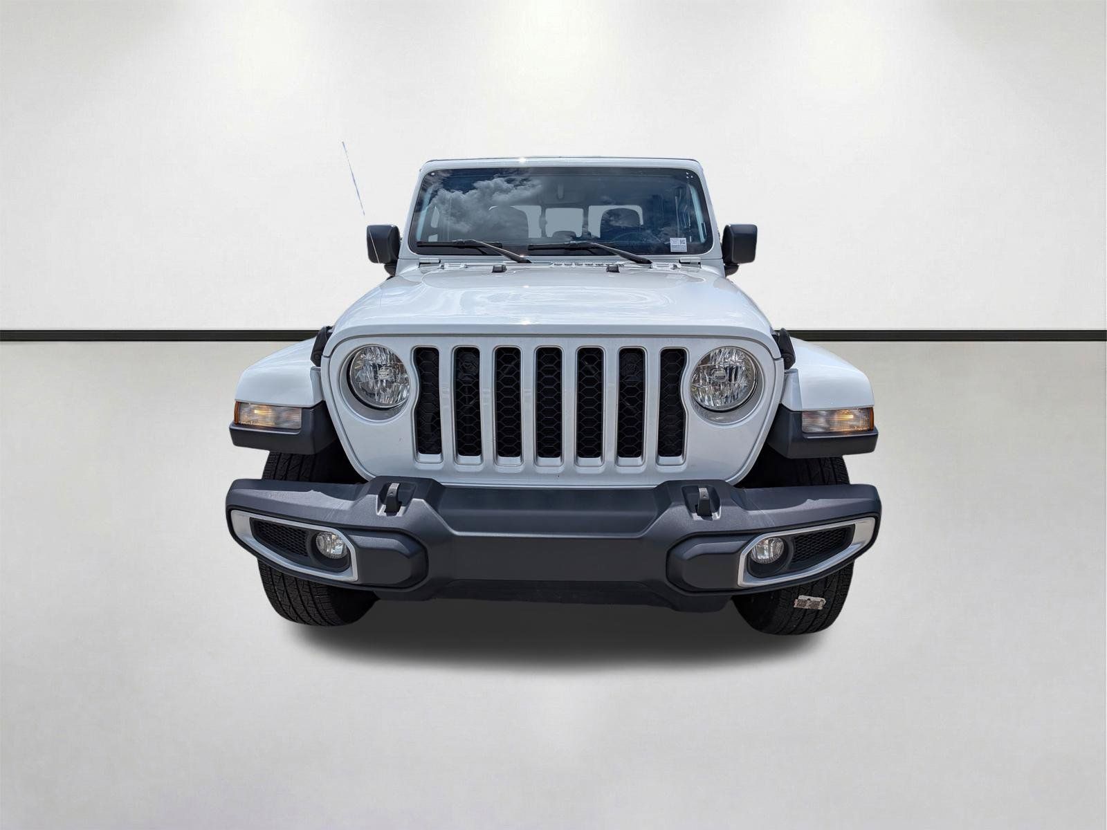 Used 2023 Jeep Gladiator Overland AWD/4WD image 9
