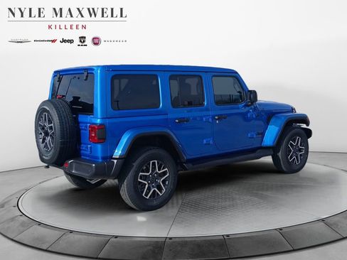New 2026 Jeep Wrangler Unlimited Sahara AWD/4WD image 16