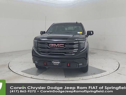 Used 2025 GMC Sierra 1500 AT4 w/ AT4 Premium Package image 5