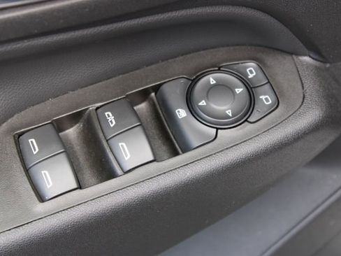 Used 2020 Chevrolet Equinox LT AWD/4WD image 17