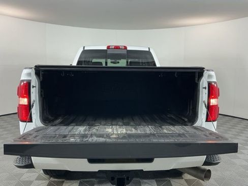 Used 2016 GMC Sierra 2500 SLT w/ All-Terrain HD Package image 7