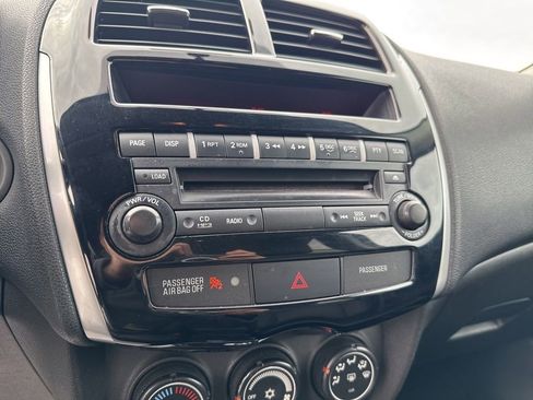 Used 2013 Mitsubishi Outlander Sport ES AWD/4WD image 19