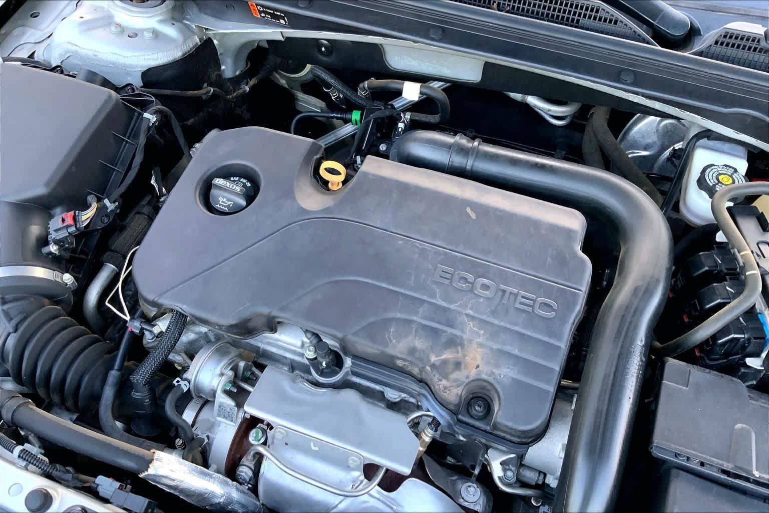 Used 2018 Chevrolet Malibu LT FWD image 32