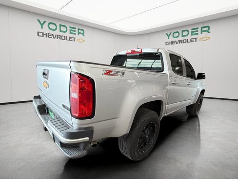 Used 2020 Chevrolet Colorado Z71 AWD/4WD image 6