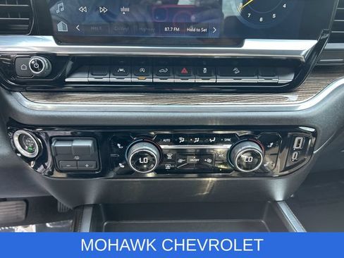 Certified 2023 Chevrolet Silverado 1500 RST AWD/4WD image 18