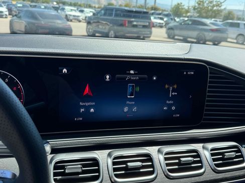 New 2025 Mercedes-Benz GLS 450 4MATIC image 19