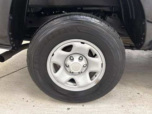 Used 2023 Toyota Tacoma SR image 27