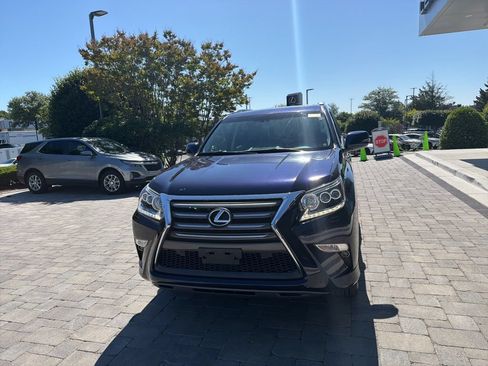 Used 2019 Lexus GX 460 Premium AWD/4WD image 2