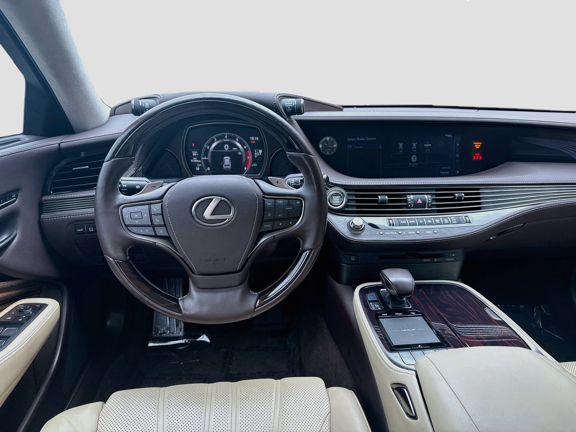 Used 2020 Lexus LS 500 w/ Interior Upgrade Package RWD image 18