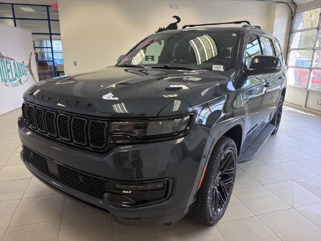 Used 2025 Jeep Wagoneer Series II w/ Premium Group I AWD/4WD image 4
