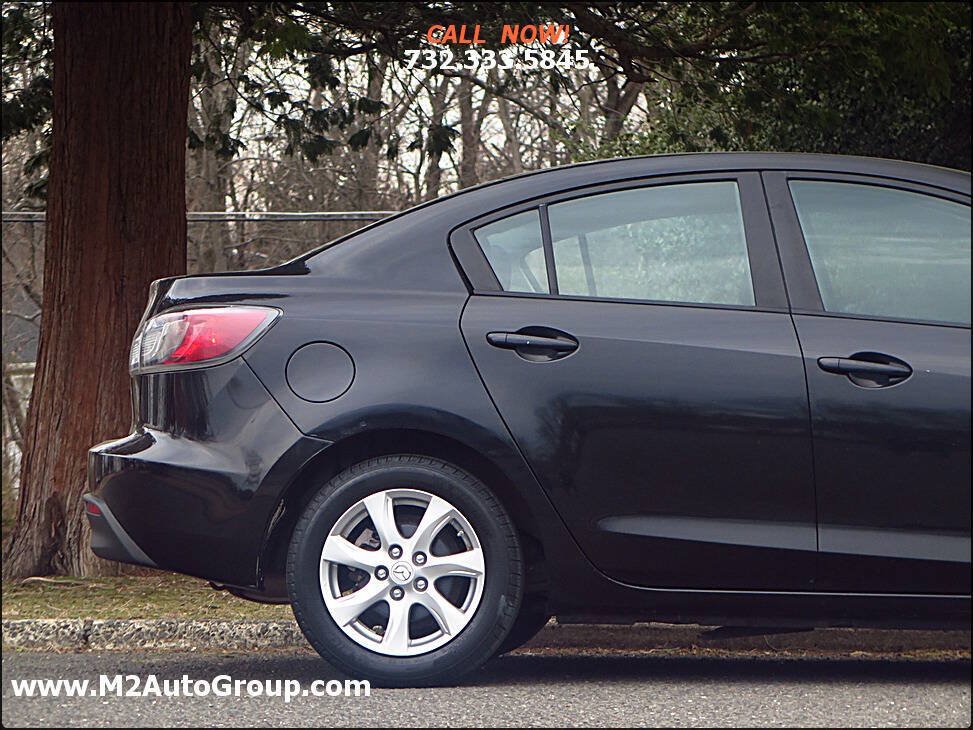 Used 2011 MAZDA MAZDA3 i Touring FWD image 17