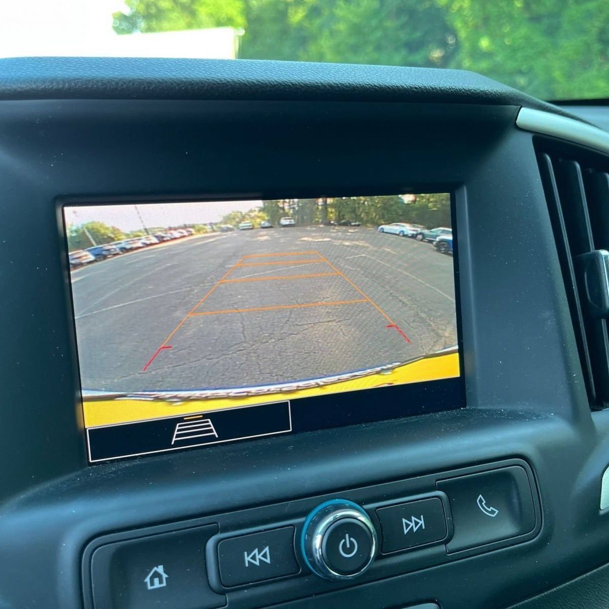 Used 2024 GMC Terrain SLE FWD image 20