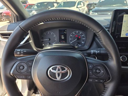 Used 2025 Toyota Corolla SE FWD image 29