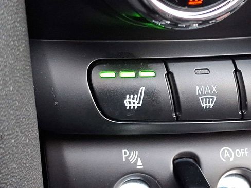 Used 2022 MINI Cooper S w/ Driver Assistance Package image 24