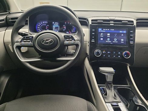 Used 2024 Hyundai Tucson SE image 22