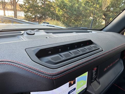 New 2025 Ford Bronco Raptor w/ Interior Carbon Fiber Pack image 24