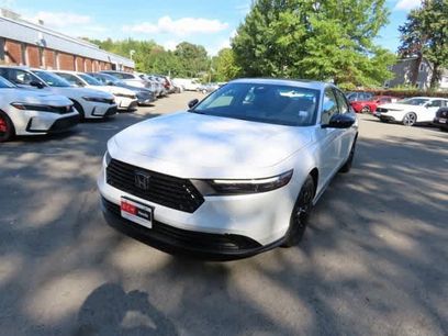 New 2025 Honda Accord SE