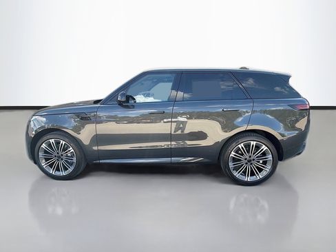 Used 2026 Land Rover Range Rover Sport Dynamic SE AWD/4WD image 2