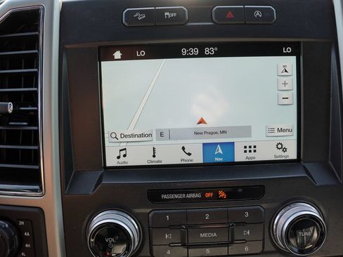 Used 2018 Ford F150 Lariat w/ Equipment Group 502A Luxury AWD/4WD image 8