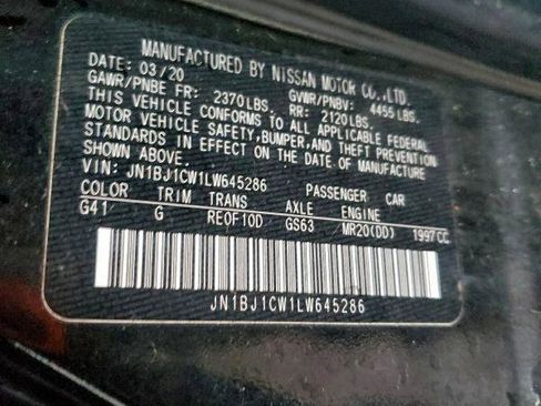 Used 2020 Nissan Rogue Sport S image 24