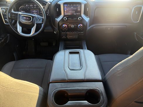 Used 2021 GMC Sierra 1500 Elevation w/ Preferred Package image 17