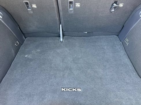 Used 2021 Nissan Kicks SR w/ SR Premium Package FWD image 15