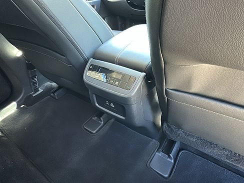 Certified 2024 Nissan Pathfinder SL AWD/4WD image 25