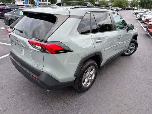 Certified 2022 Toyota RAV4 XLE w/ Convenience Package AWD/4WD image 6