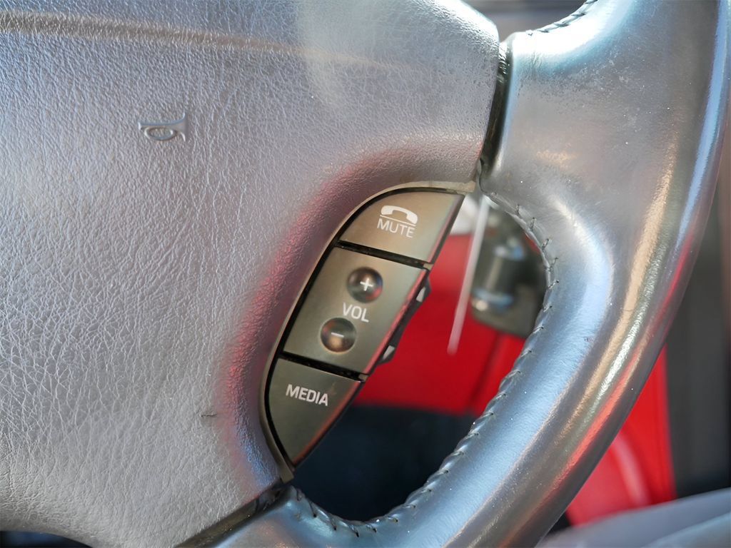 Used 2002 Ford Thunderbird RWD image 20