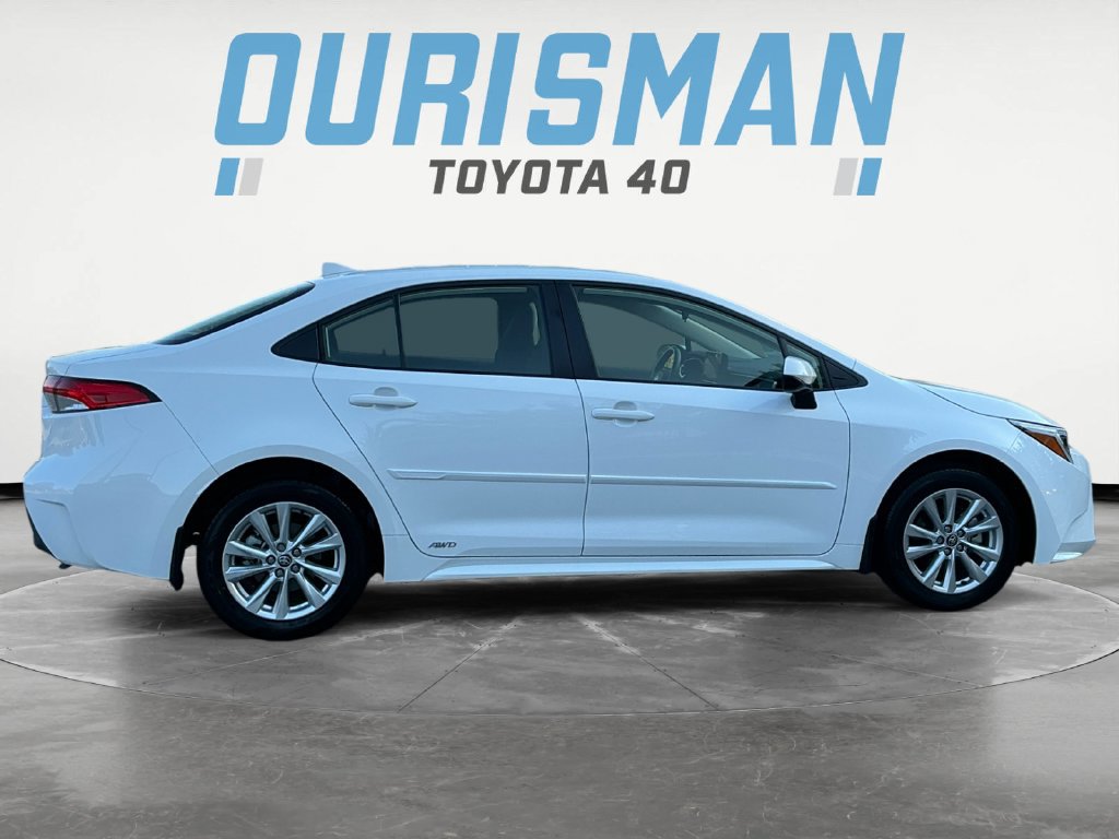 Used 2026 Toyota Corolla LE w/ LE Premium Package AWD/4WD image 8