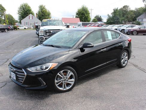 Used 2017 Hyundai Elantra Limited image 1