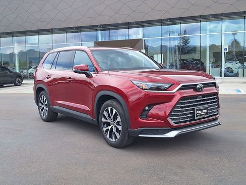 Used 2026 Toyota Grand Highlander AWD Hybrid image 1