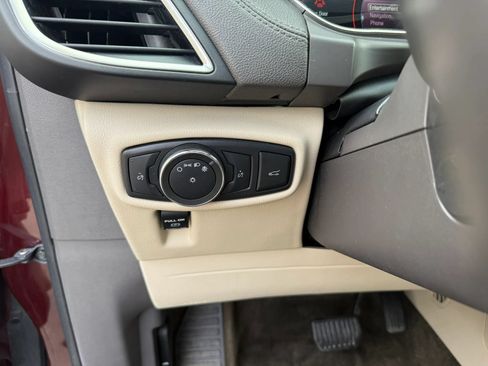 Used 2017 Lincoln MKX Reserve w/ Lincoln MKX Climate Package AWD/4WD image 23